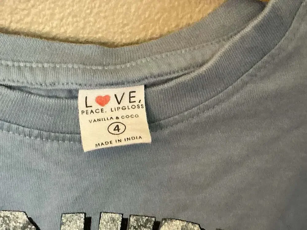 Love, Peace, Lipgloss Vanilla & Coco Girls Light Blue Graphic T-Shirt